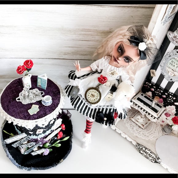 SOLD - Picture 7 of 14